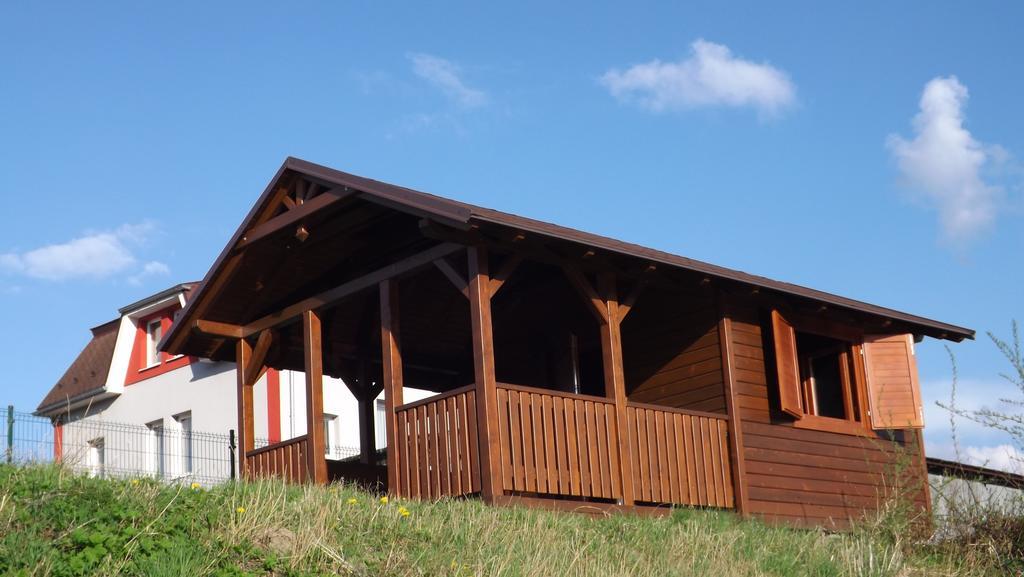 Guest House Penzion Fortuna Tvrdosin Exteriör bild